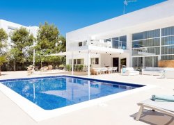  Villa Cristal: Cala Vadella Ibiza Holidays