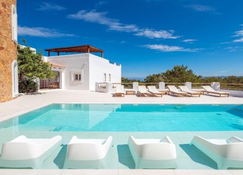 Villa Oceana in Ibiza - 7-Bed Retreat in Cala Bassa