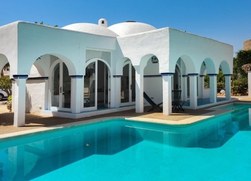 Villa Cigala - 7-Bed Retreat, Walk to Cala Pada, Santa Eulalia, Ibiza