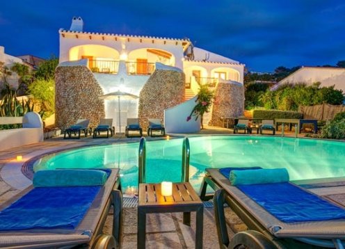 Villa Villanueva - Stunning Views, Heated Pool, Near Son Bou Beach