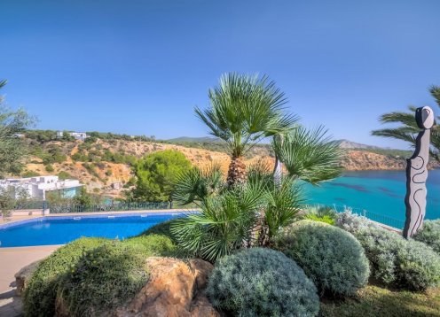 Villa Miramar – Luxurious Coastal Estate in Vista Alegre, Ibiza