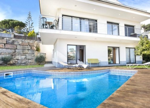 Casa Bandina, Lloret de Mar – Modern Villa with Private Pool & Views