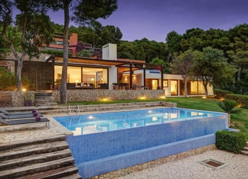 Villa Aigua, Tamariu – Luxury Villa with Sea Views & Private Pool