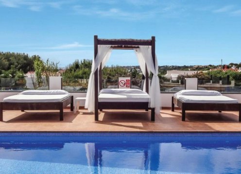 Villa Ruvalcaba - Spacious Family Retreat in Binibeca, Menorca